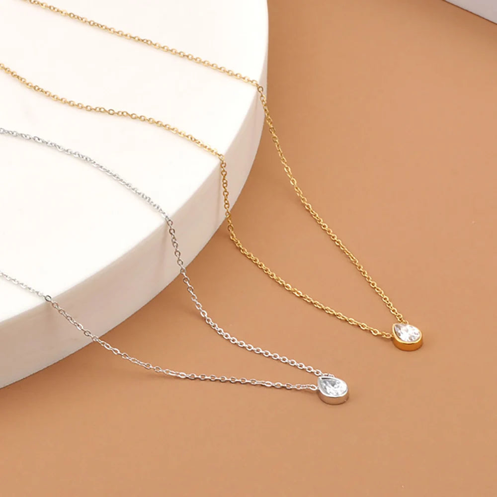 Lokaer Delicate Teardrop Cubic Zirconia Crystal Pendant Necklace Gold PVD Plated Stainless Steel Women's Party Jewelry N25022